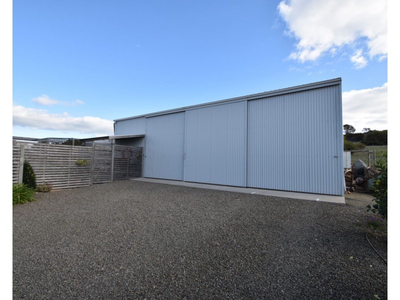 7 Hawthorn Avenue, Emu Bay SA 5223