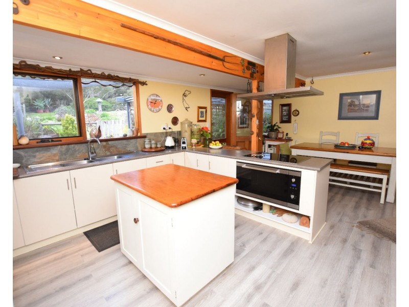 152A Jeffs Road, Penneshaw SA 5222