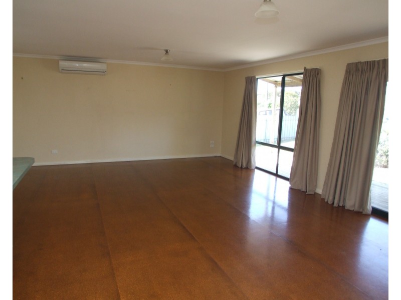 9 Collins Cres, Baudin Beach SA 5222