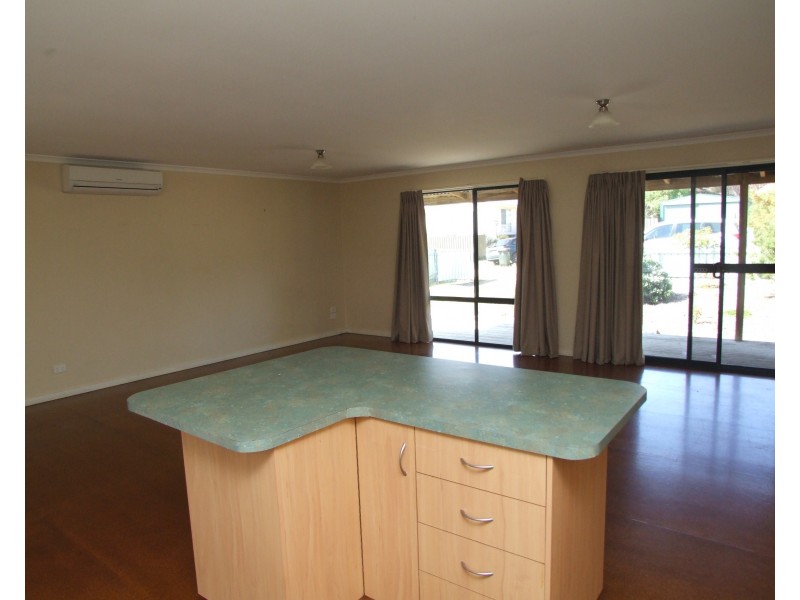 9 Collins Cres, Baudin Beach SA 5222