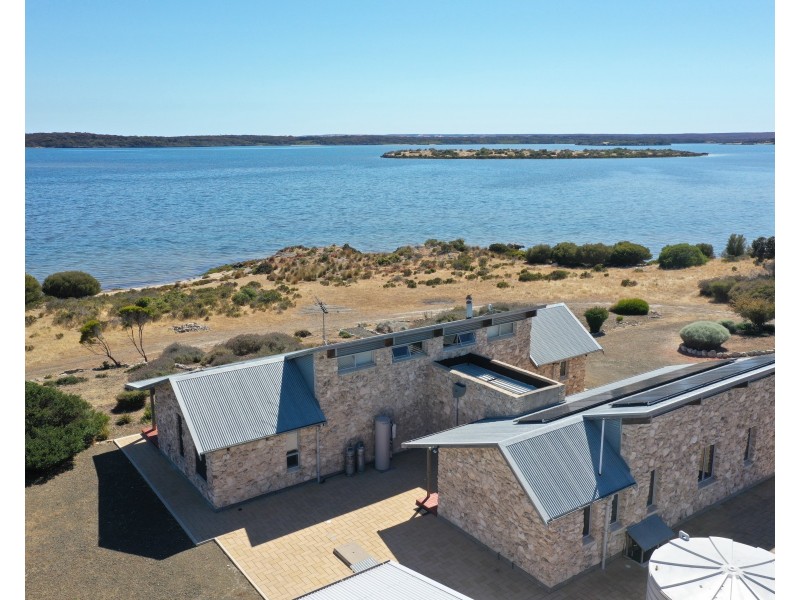 134 Ratcliff Track, Pelican Lagoon SA 5222