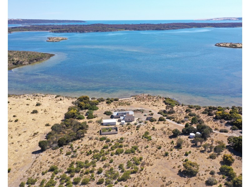 134 Ratcliff Track, Pelican Lagoon SA 5222