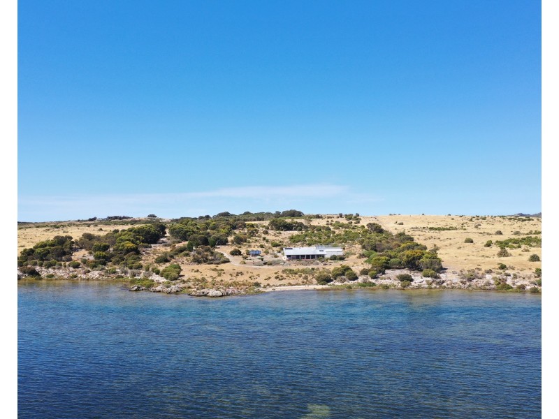 134 Ratcliff Track, Pelican Lagoon SA 5222