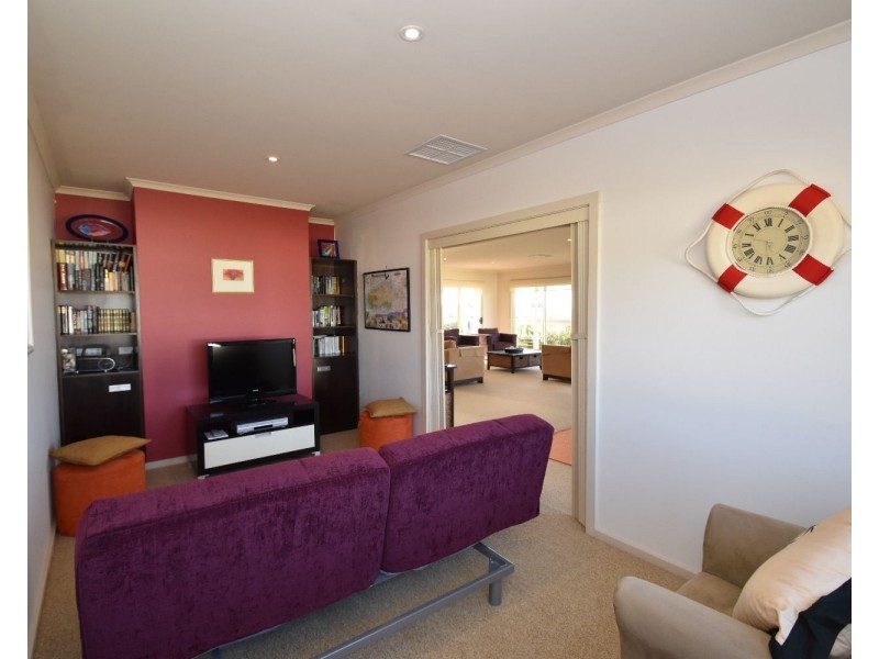 28 Freycinet  Way, Penneshaw SA 5222