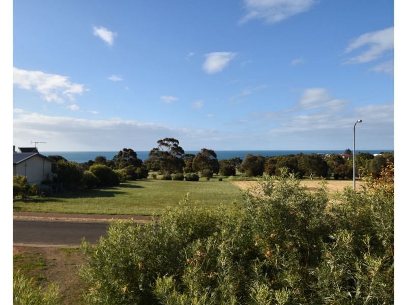 28 Freycinet  Way, Penneshaw SA 5222