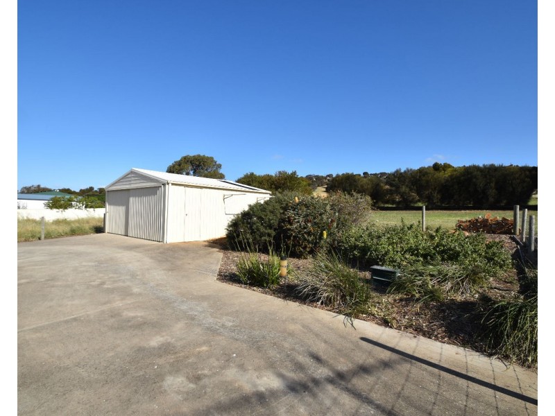 28 Freycinet  Way, Penneshaw SA 5222