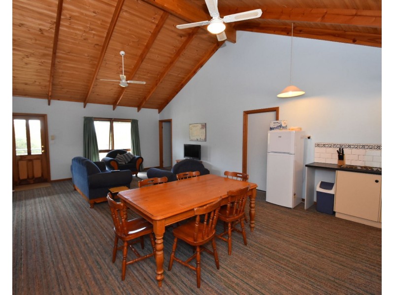 22 Collins Crescent, Baudin Beach SA 5222