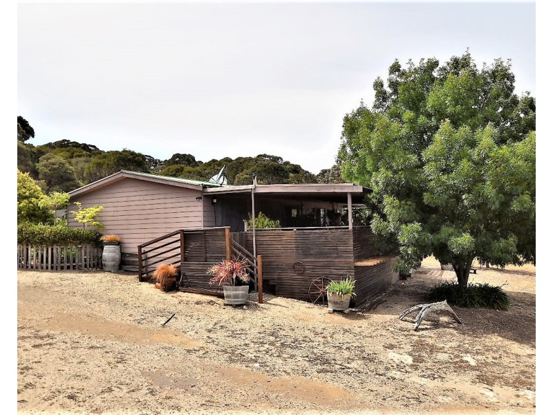 152A Jeffs Road, Penneshaw SA 5222