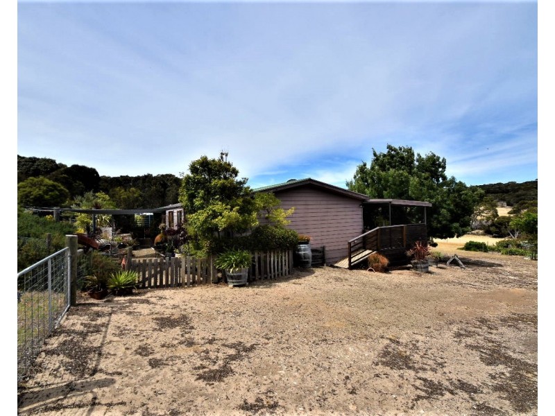 152A Jeffs Road, Penneshaw SA 5222