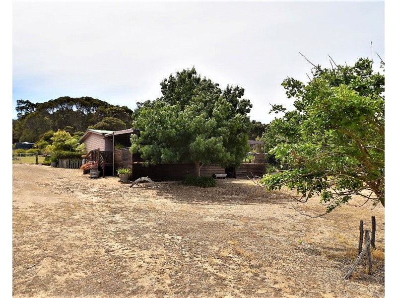 152A Jeffs Road, Penneshaw SA 5222