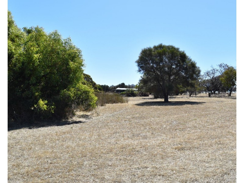 44 Florance Road, Haines SA 5223