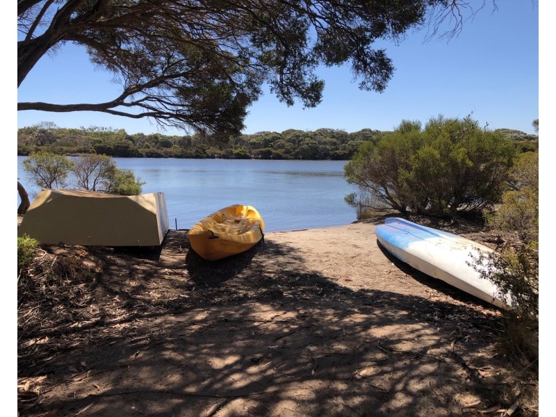 15 Bayview Road, Vivonne Bay SA 5223