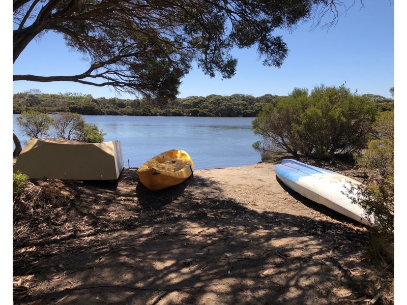 15 Bayview Road, Vivonne Bay SA 5223