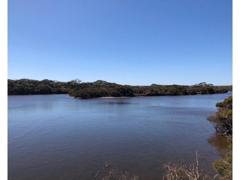 15 Bayview Road, Vivonne Bay SA 5223