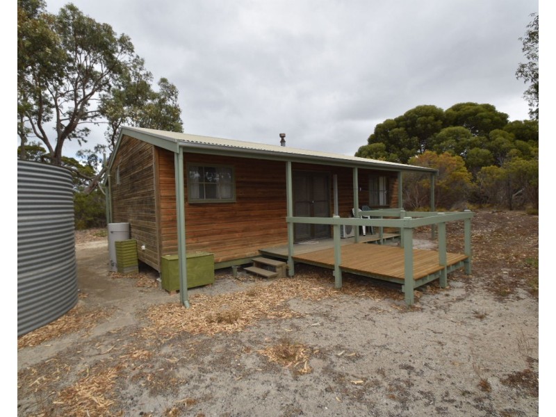 250 Island Beach Road, Island Beach SA 5222