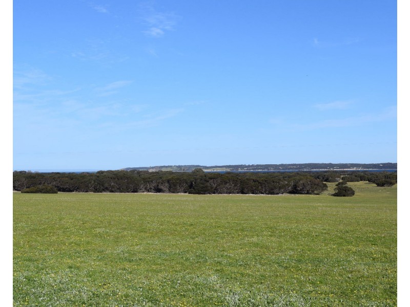 106 Rhynne road, Bay Of Shoals SA 5223