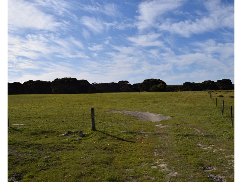 106 Rhynne road, Bay Of Shoals SA 5223
