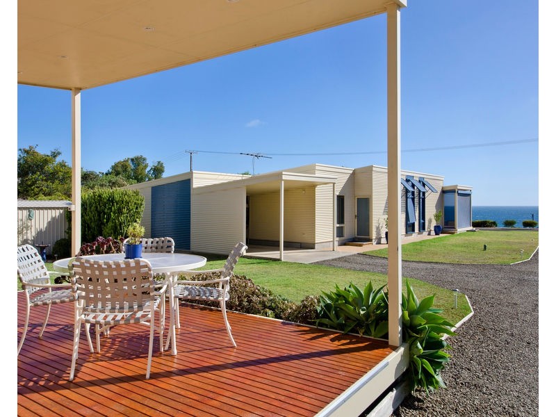 8A and 8B Karatta Terrace, Penneshaw SA 5222