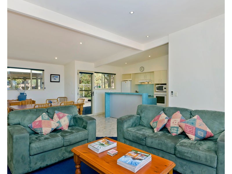 8A and 8B Karatta Terrace, Penneshaw SA 5222