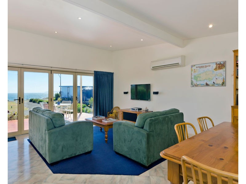 8A and 8B Karatta Terrace, Penneshaw SA 5222