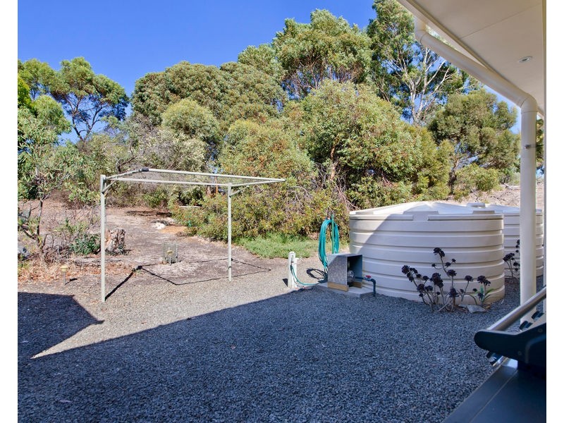 8A and 8B Karatta Terrace, Penneshaw SA 5222