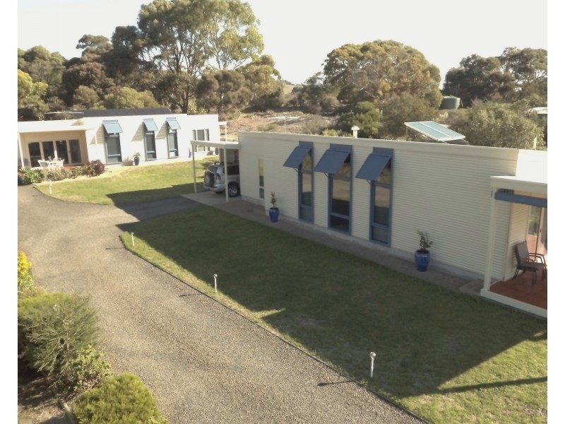8A and 8B Karatta Terrace, Penneshaw SA 5222