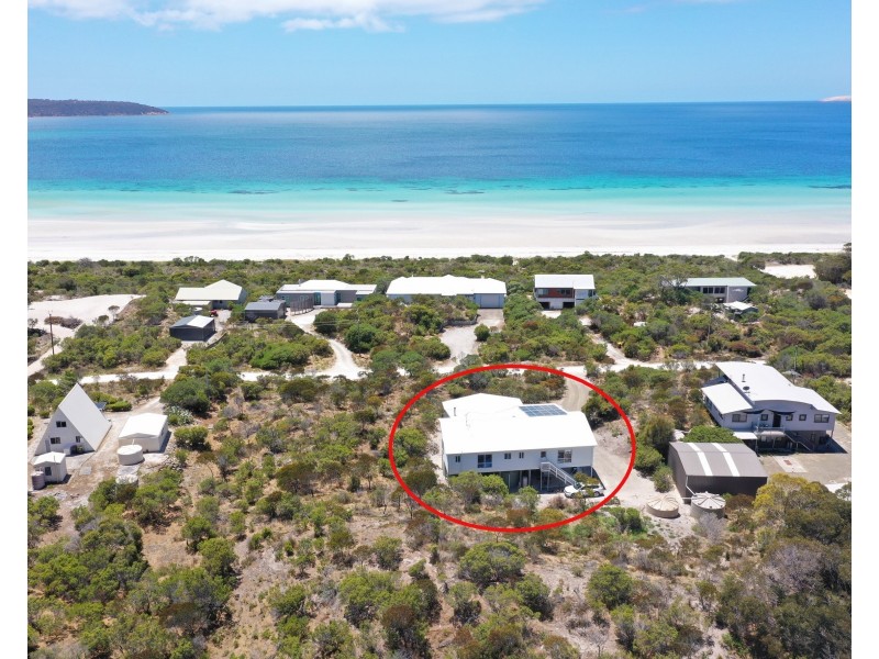 7 Flinders Grove, Island Beach SA 5222