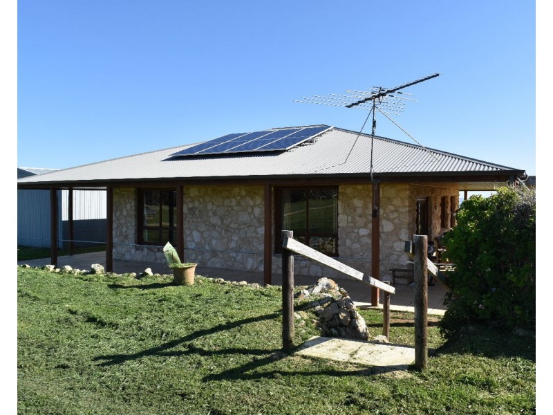 24 Frank Road, Penneshaw SA 5222