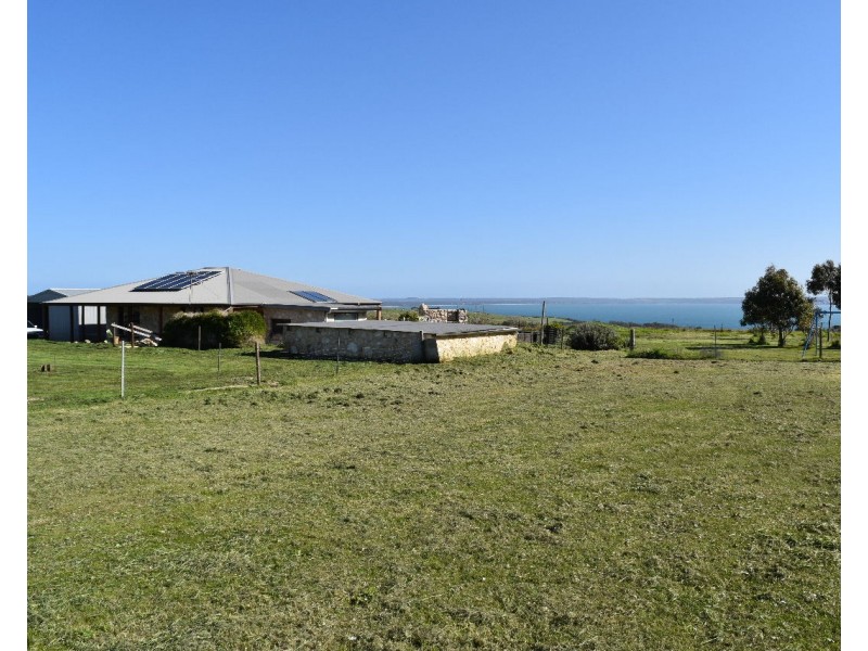 24 Frank Road, Penneshaw SA 5222