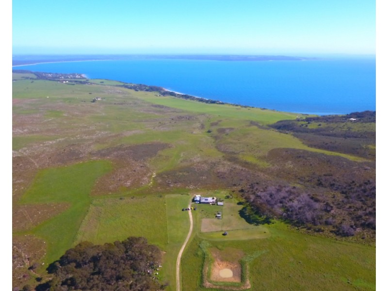 24 Frank Road, Penneshaw SA 5222