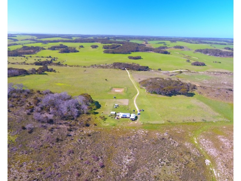 24 Frank Road, Penneshaw SA 5222