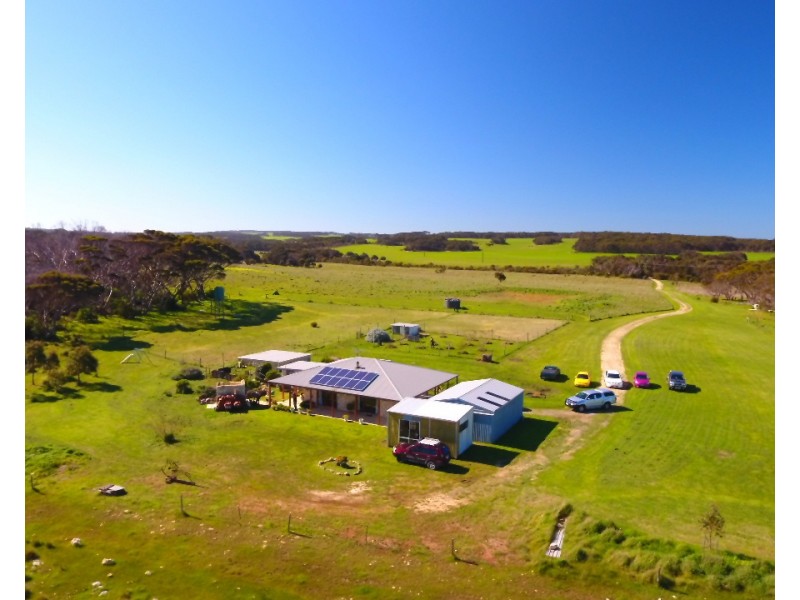 24 Frank Road, Penneshaw SA 5222