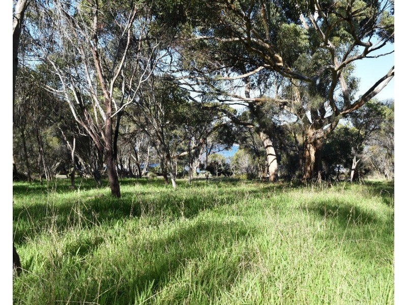 37 Bayview Road, American River SA 5221