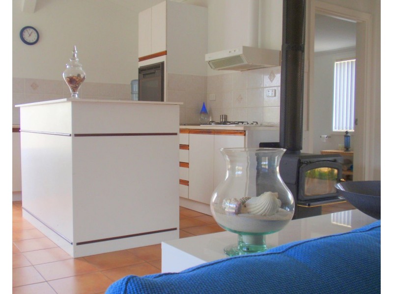 18 Pennington road, Island Beach SA 5222