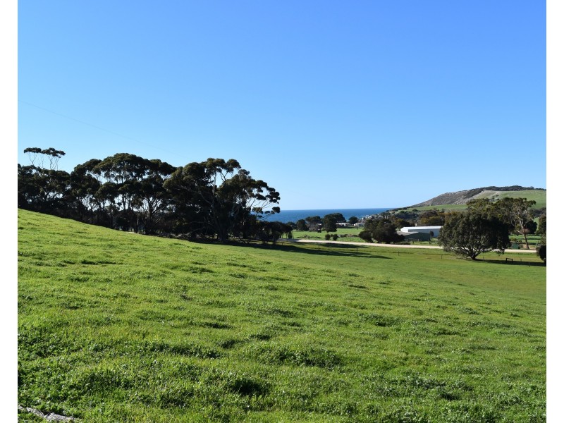 Lot 909 North Coast road, Stokes Bay SA 5223