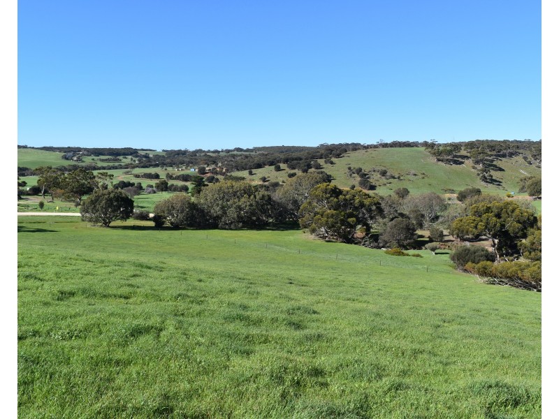 Lot 909 North Coast road, Stokes Bay SA 5223