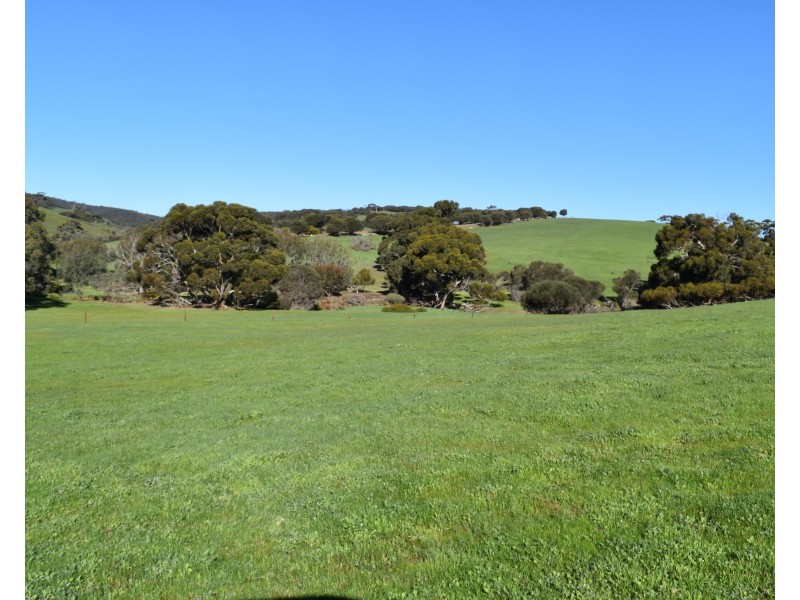Lot 909 North Coast road, Stokes Bay SA 5223