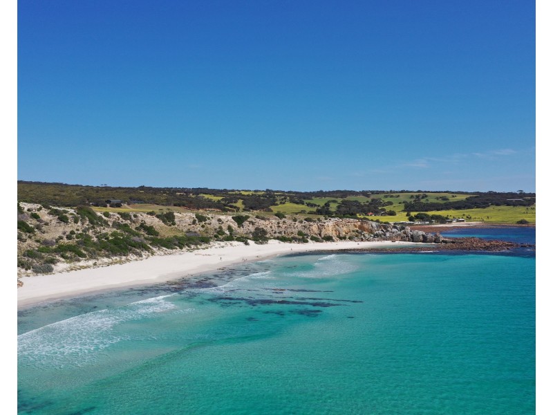 Lot 909 North Coast road, Stokes Bay SA 5223