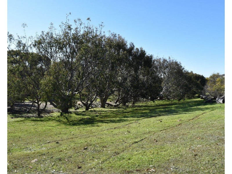Lot 910 North Coast road, Stokes Bay SA 5223