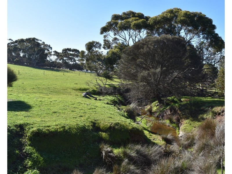 Lot 910 North Coast road, Stokes Bay SA 5223
