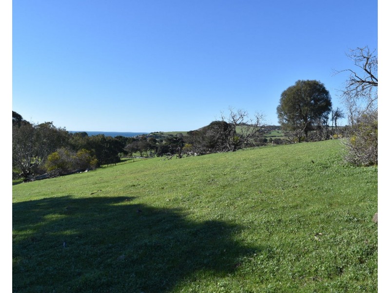Lot 910 North Coast road, Stokes Bay SA 5223
