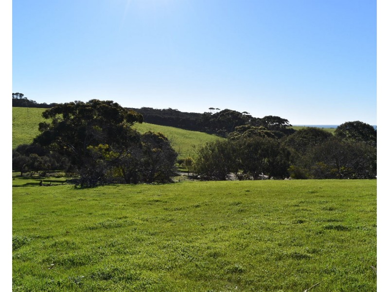 Lot 910 North Coast road, Stokes Bay SA 5223
