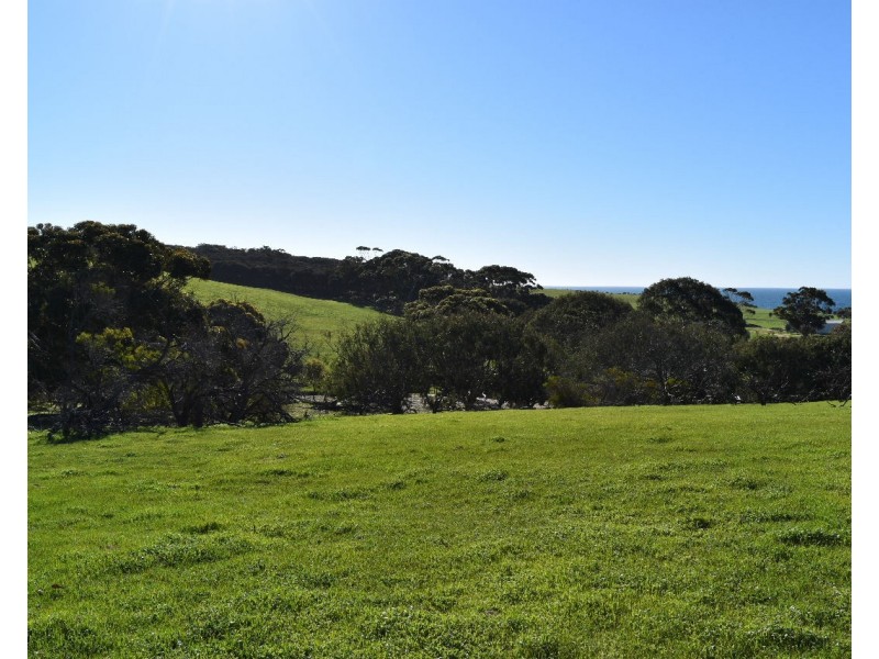 Lot 910 North Coast road, Stokes Bay SA 5223