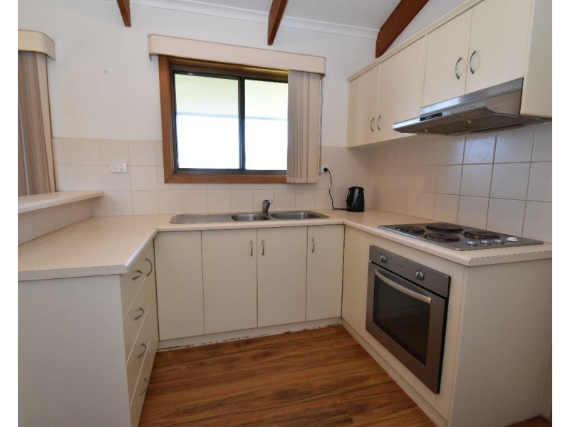 17 Flinders Avenue, Kingscote SA 5223