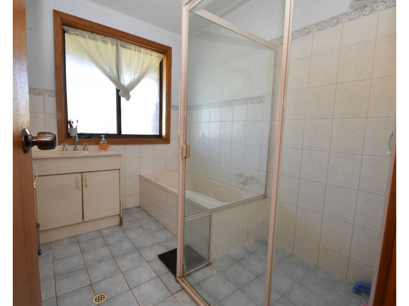 17 Flinders Avenue, Kingscote SA 5223