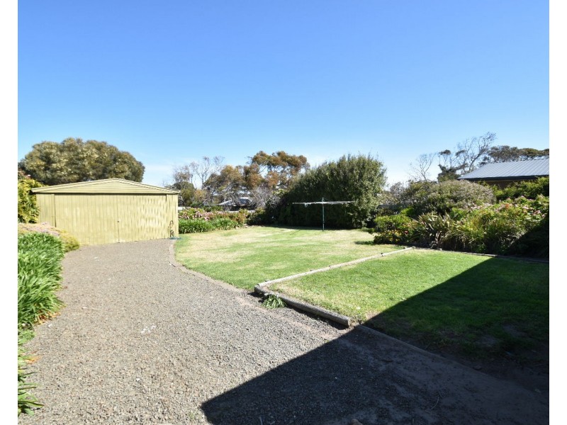 17 Flinders Avenue, Kingscote SA 5223