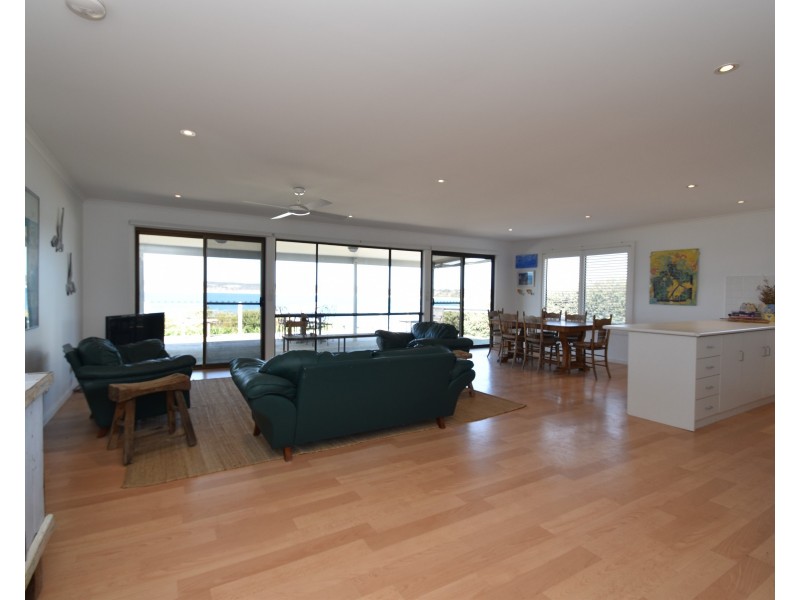 23 Hamilton Drive, Emu Bay SA 5223