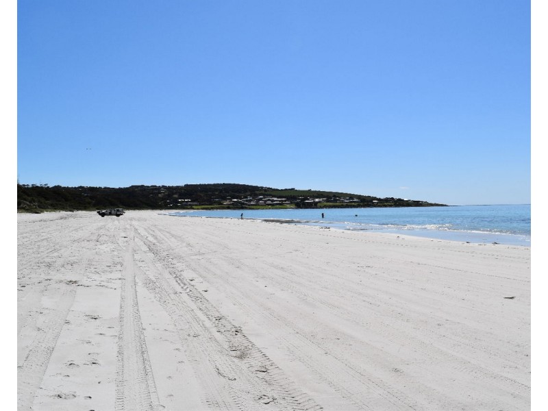 23 Hamilton Drive, Emu Bay SA 5223