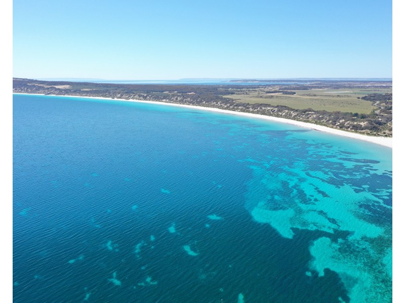 23 Hamilton Drive, Emu Bay SA 5223