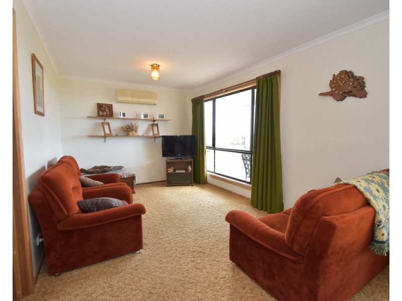 9 Leander Avenue, Baudin Beach SA 5222